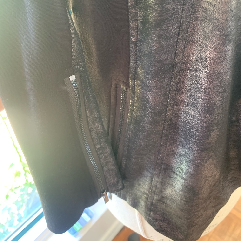 Gray jacket - Picture 2 of 4